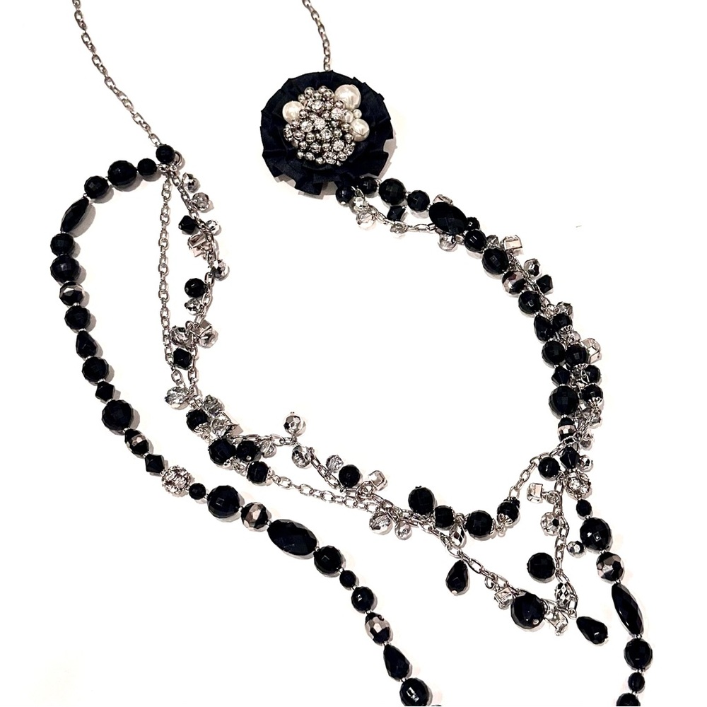 WHITE HOUSE BLACK MARKET Black Bead Pearl & Crystal Necklace w Removable Broach - Picture 2 of 12